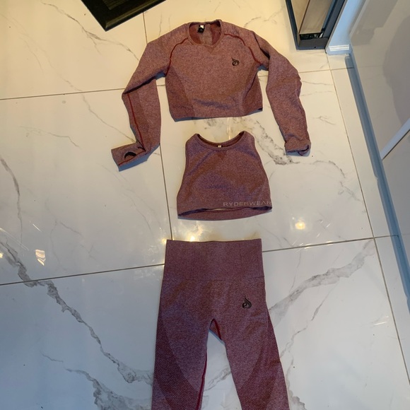 3 piece Ryderwear Seamless set - Picture 1 of 4